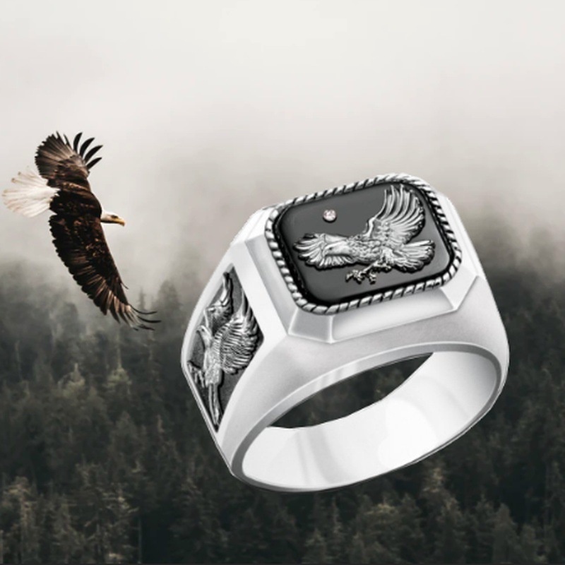 Cincin Desain Ukiran Elang Bahan stainless steel Gaya Eropa Dan Amerika Untuk Pria Dan Wanita