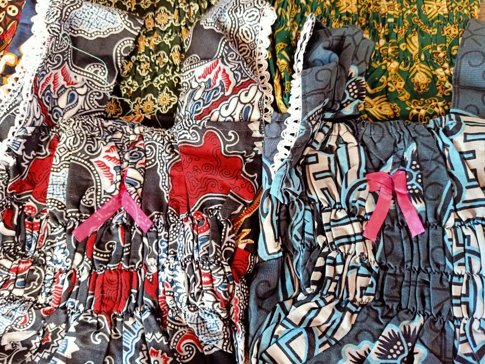 Dress Anak Batik Tanpa Lengan Bahan Katun, Smock Dada, Lucu, Harga Murah, Grosir Batik