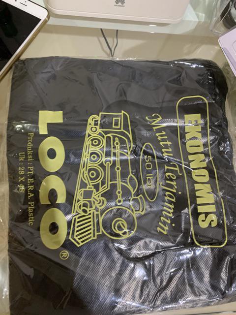 (300 Gr) Hsi Kantong Plastik Kresek Loco Hitam Tipis Ekonomis 28 X 48 50 Pcs