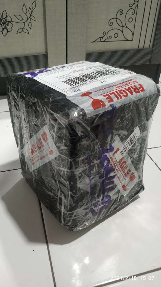 Lem Kayu Hpl Crona Wow 4 Kg 4kg