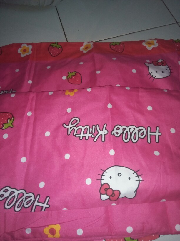 Home Made Sprei No 1 Hello Kitty