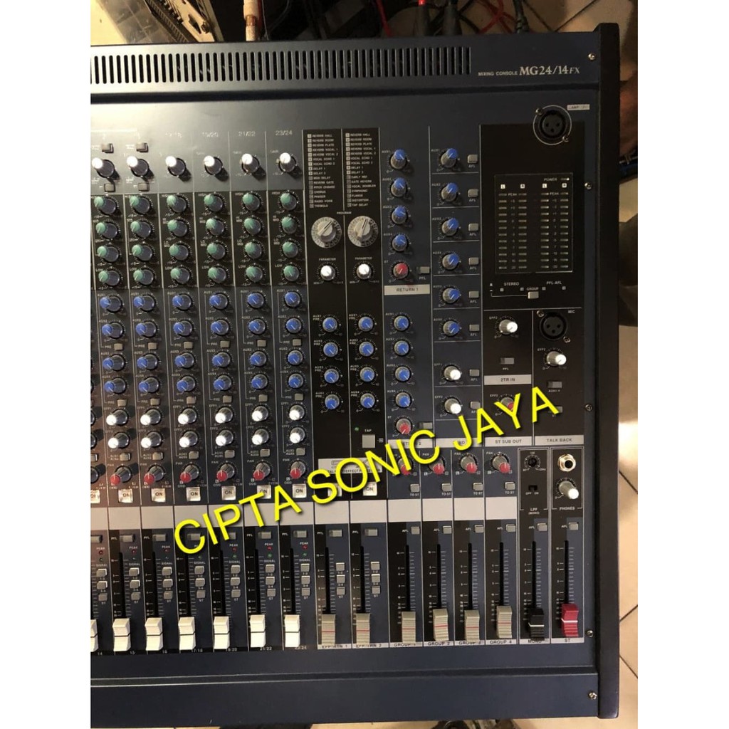 mixer audio yamaha mg24 / 14 fx