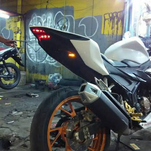 Body belakang model cbr 250
