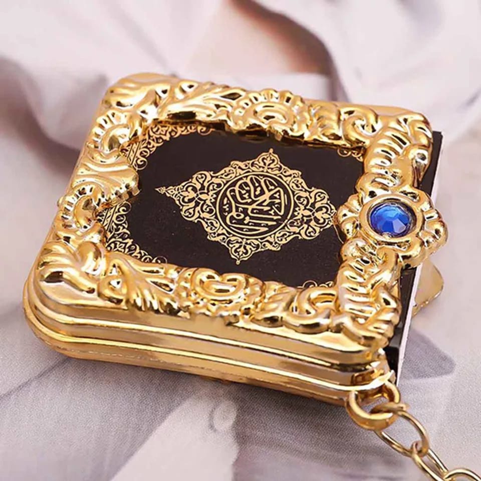 gantungan al Qur'an mini/ Al Qur'an mini/ souvenir