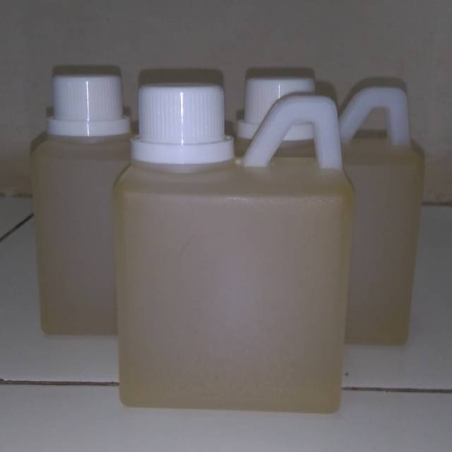 Minyak Kelapa Murni 500ml / Minyak Klentik Murni / Coconut Oil / Minyak Kelapa Asli