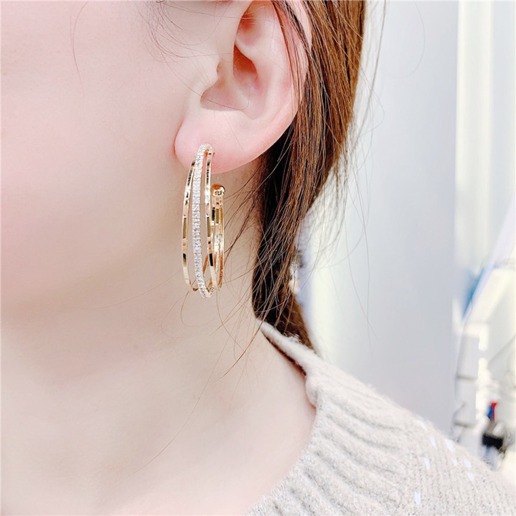 Hu Hu Hu Hu Hu Alat Bantu Pasang Kacamata♡ 1 Pasang Anting Juntai Bentuk Bulat Aksen Berlian Imitasi Portable Anti deformed Untuk Wanita