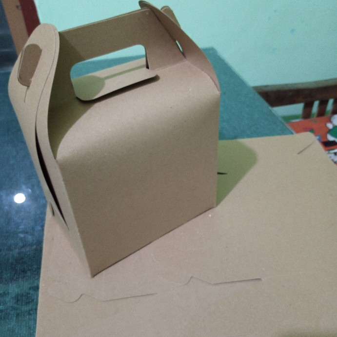 Gable Box : 17.5x12x16 Cm /  Box Thinwall / Box Botol / Box Hampers Dessert