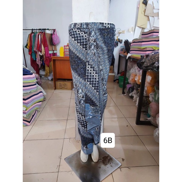 (2/3) Rok batik FOIL EMAS pinggang karet. Langsung pakai. Termurah produksi sendiri. KeroncongBusana-6B