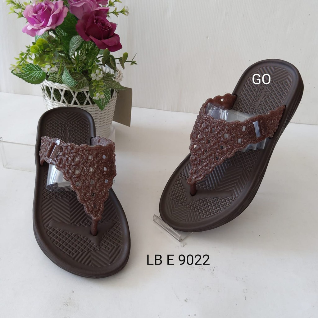 gof NEW ERA LB.E 9022 Sandal Japit Karet Sendal Wanita 36/40