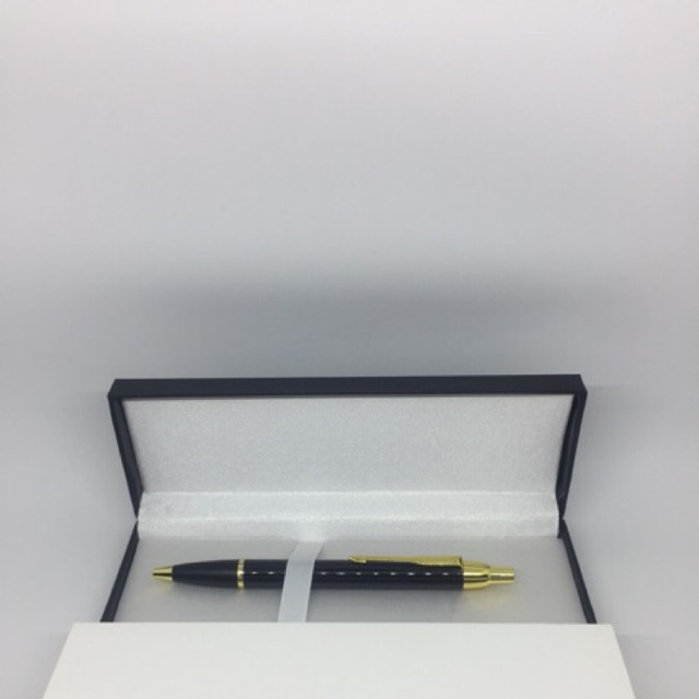 

Pulpen Promosi / Pulpen Parker IM TW Black LQ GT ( Klip Emas )
