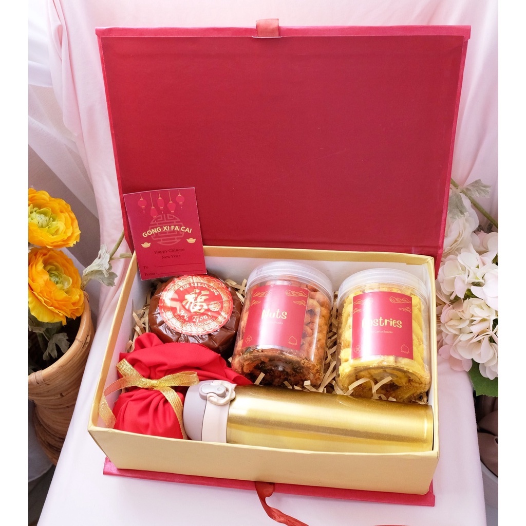 

PAKET HAMPERS BINGKISAN PARCEL PREMIUM HARD BOX IMLEK CHINESE NEW YEAR GONG XI FA CAI MURAH PREMIUM GOLD