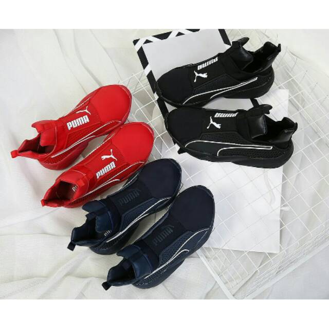 PUMA Trinomic #4568
B