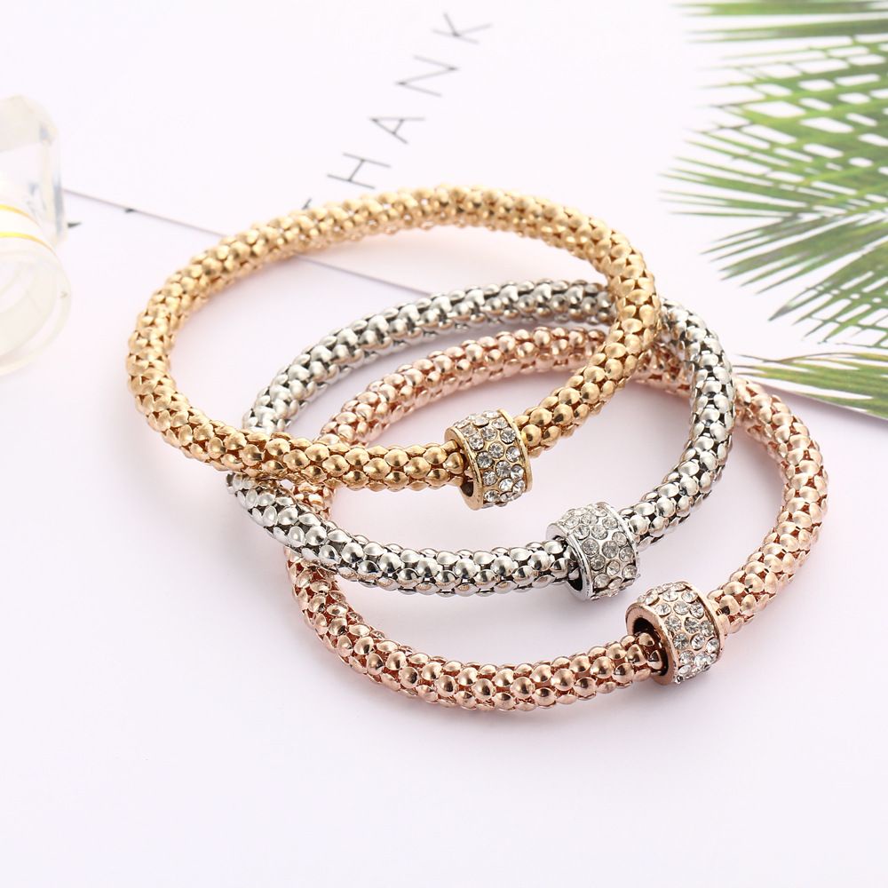 3pcs / Set Gelang Liontin Kupu-Kupu Aksen Kristal Berlian Imitasi Warna Emas Perak Untuk Pria Dan Wanita