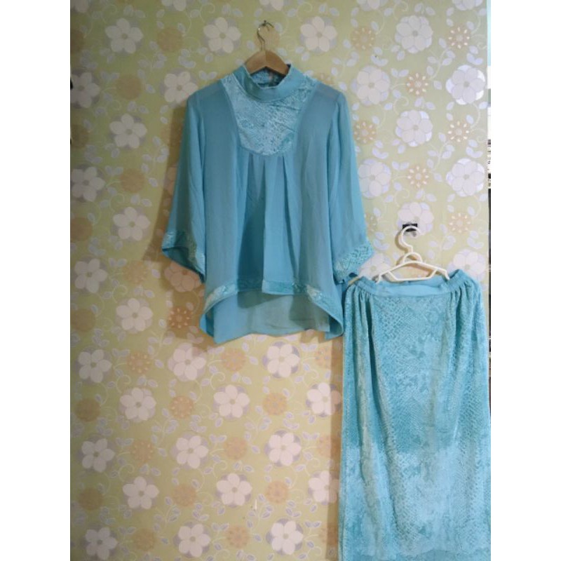 Preloved set rok biru tosca murah