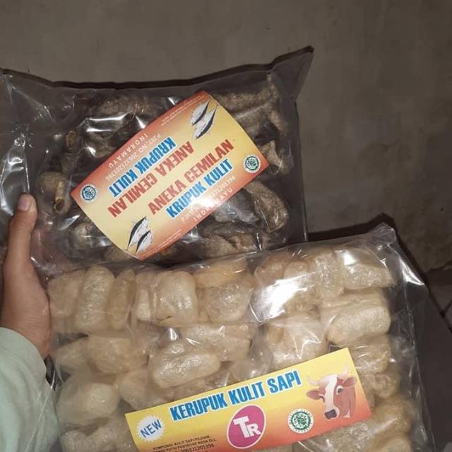 

Kerupuk kulit ikan dan sapi