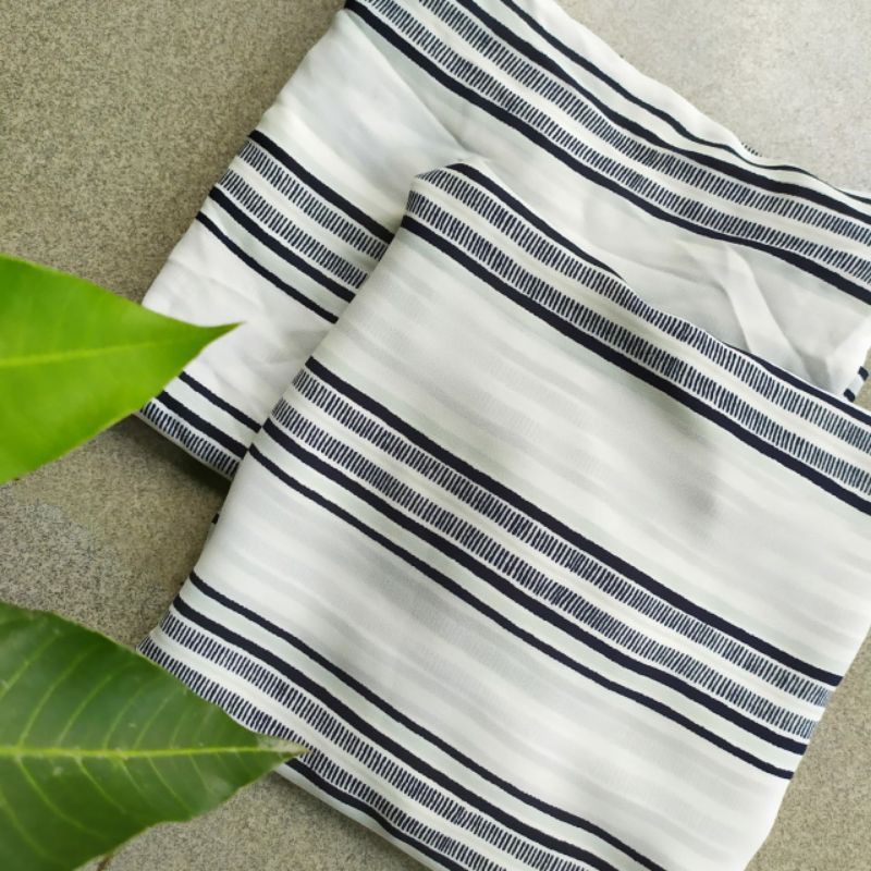 Loft striped horizont white vneck sleeveles top