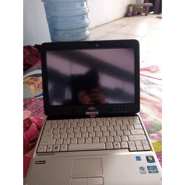 laptop murah desain dan bandel fujitsu lifebook core i5 ram 6gb