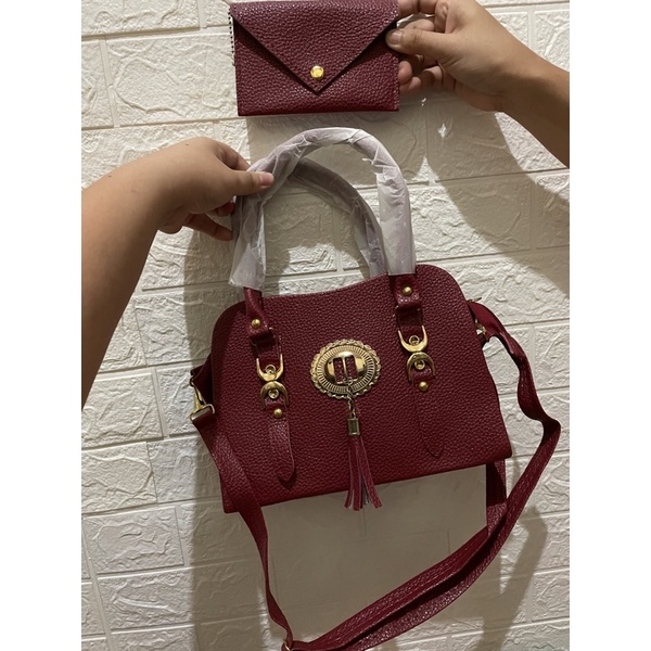 PRELOVED TAS MERAH MAROON