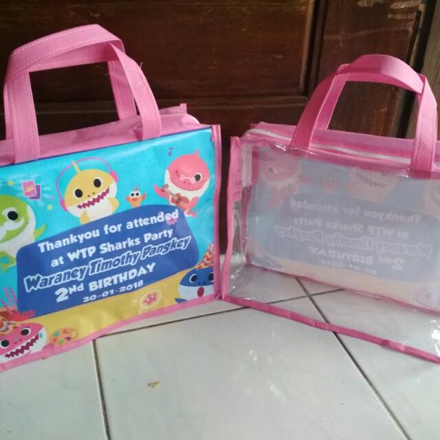 

Tas souvenir ultah anak model resleting full mika