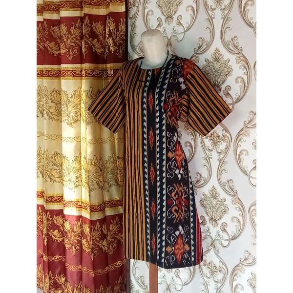 dress tenun Jepara kuning lurik motif tenun