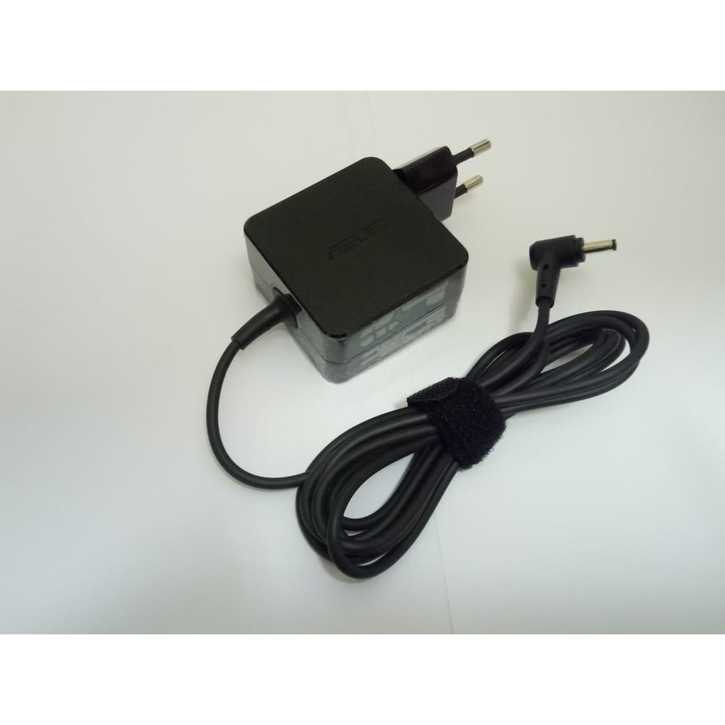 CHARGER NOTEBOOK/ADAPTOR LAPTOP ASUS 19V1.75A ORIGINAL NEW MODEL KOTAK