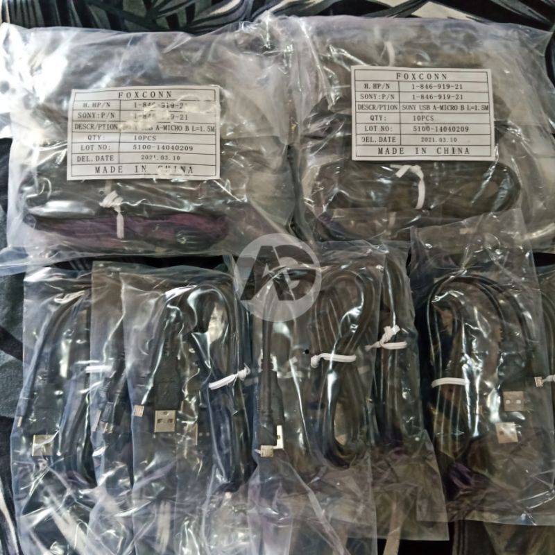 KABEL CHARGER / KABEL CAS PS4 ORIGINAL FOXCONN DIJAMIN BAGUS DAN AWET