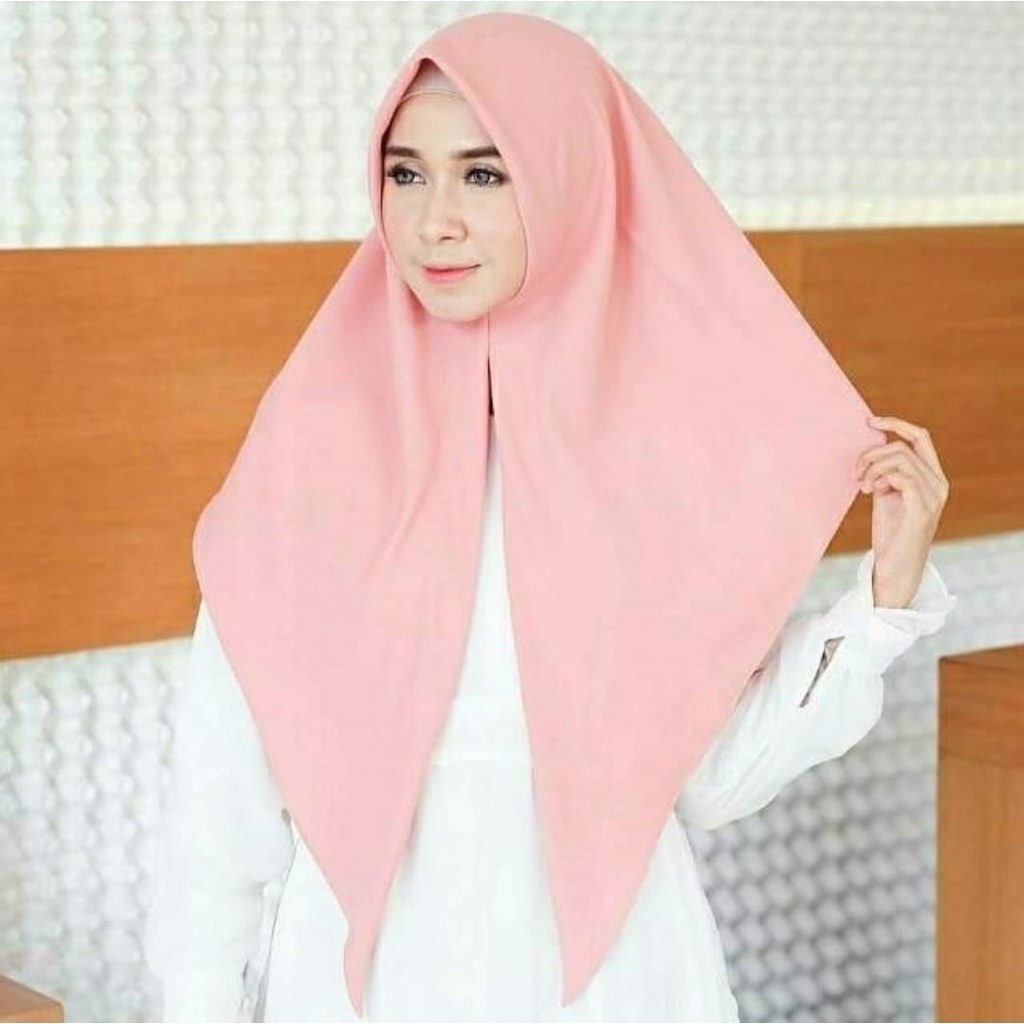 Hijab/jilbab segi empat bella square instan