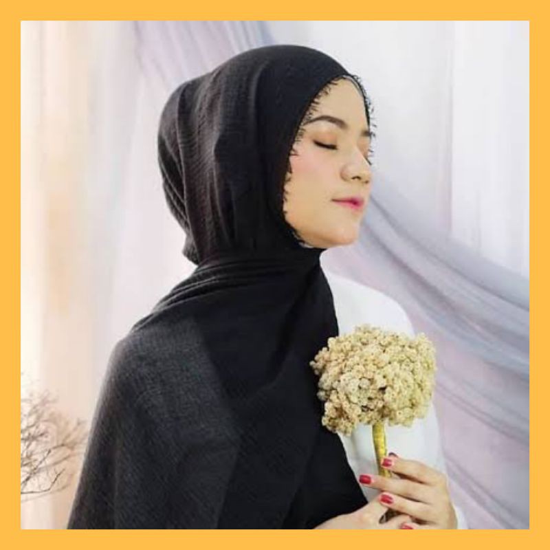 Hijab Jilbab pashmina crinkle azara lavanya hitam black