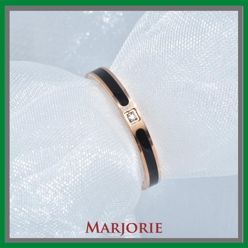 Cincin Wanita Titanium Stainless Steel Aksen Berlian Imitasi untuk Pria / Wanita Cincin hitam-MJD