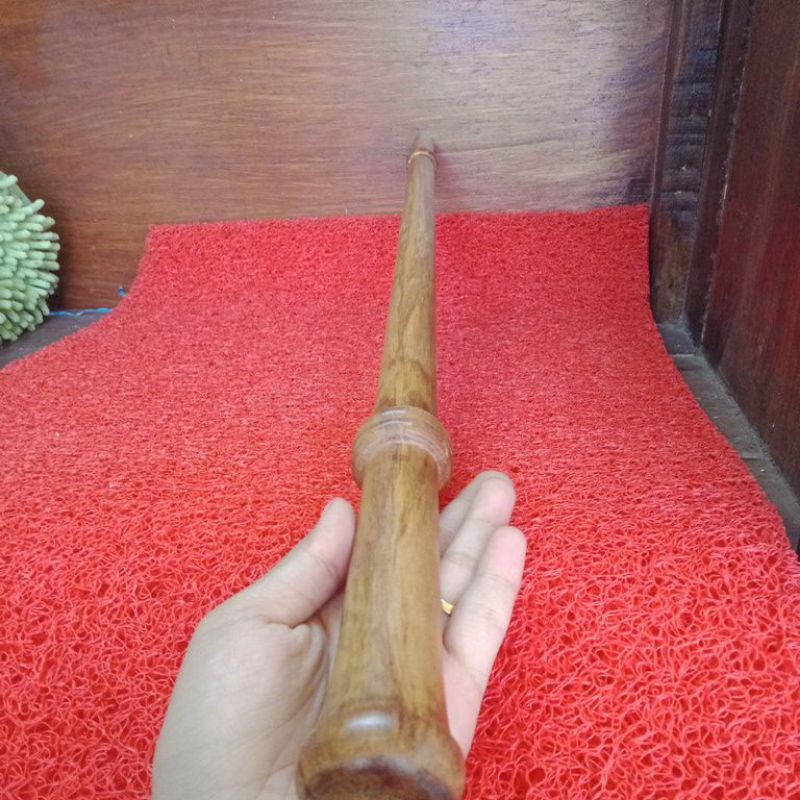 tongkat komando kayu gaharu buaya wangi