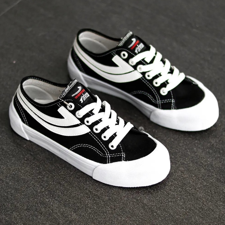 Sepatu Jhonson Black white Galaxy Pro Low