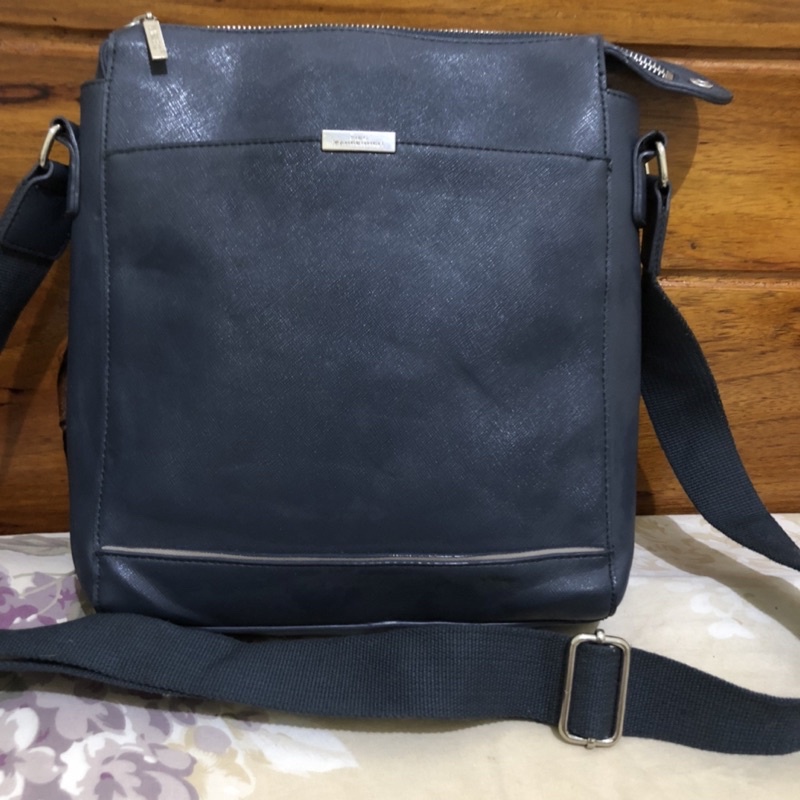 Tas selempang sieg fahrenheit preloved