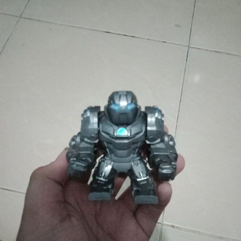

lego_bigfigure
