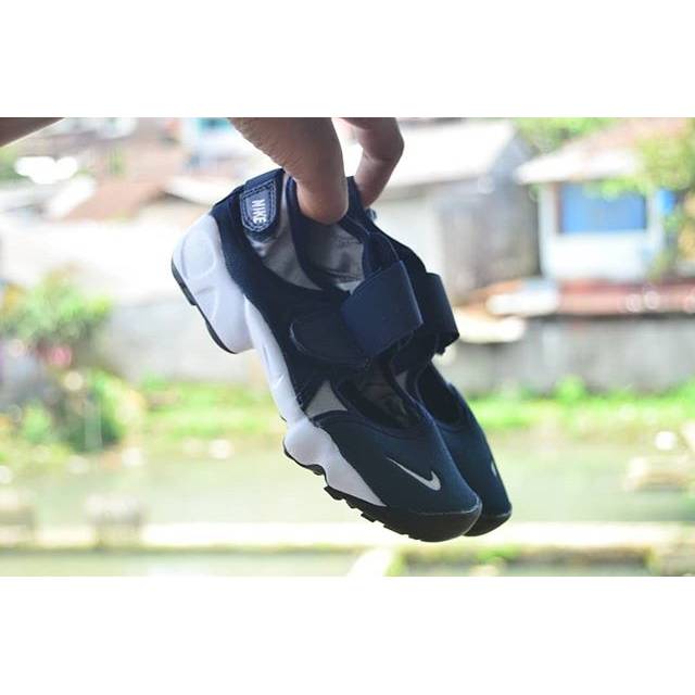 SEPATU ANAK NIKE AIR RIFT TRAINER NAVY WHITE ORIGINAL