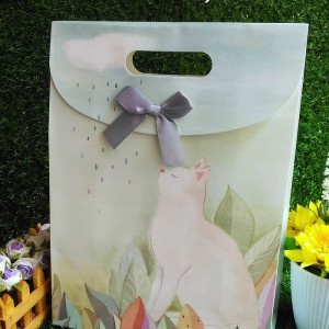 

Paper Bag Motif / Tas Kertas Kado / Tas Ulang tahun - L CUTE SERIES