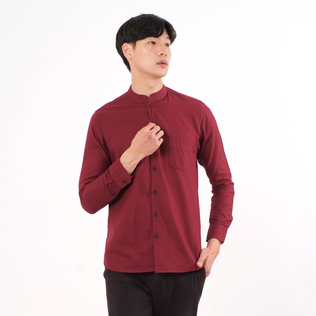 SANVANINA Kemeja Pria Shanghai Polos Soft Twill Panjang Maroon Kareem - E-1414C