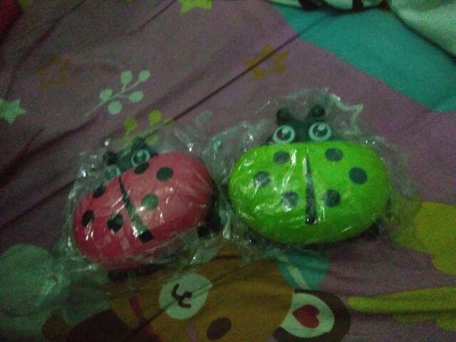 Kotak Tempat Sabun Mandi Bentuk Kumbang Lucu Ladybug