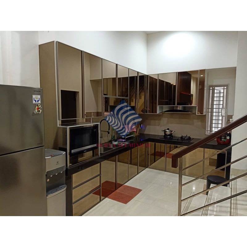 kitchen set aluminium