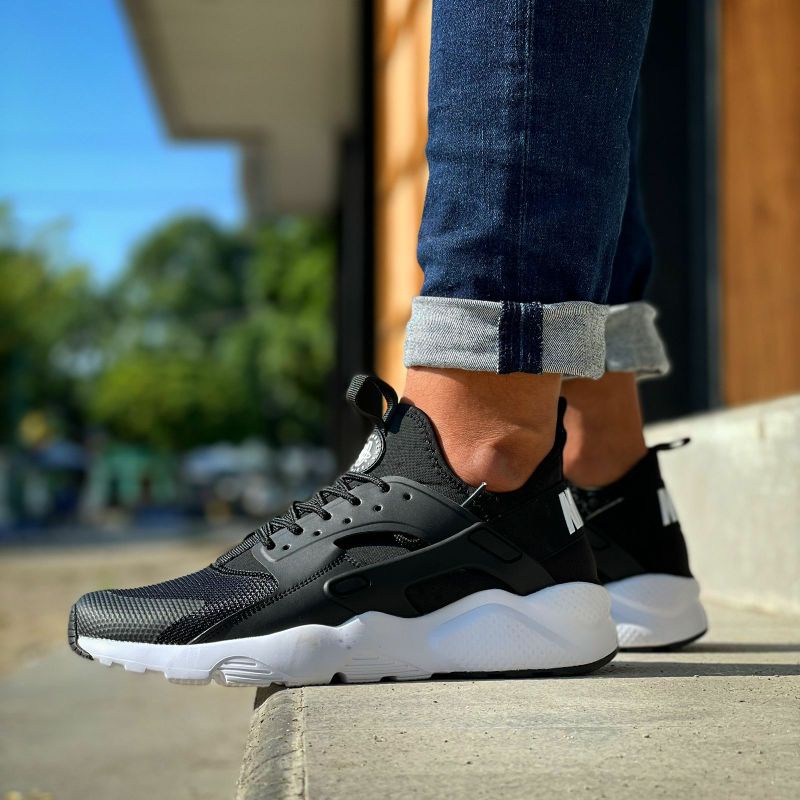 huarache toadstool on feet