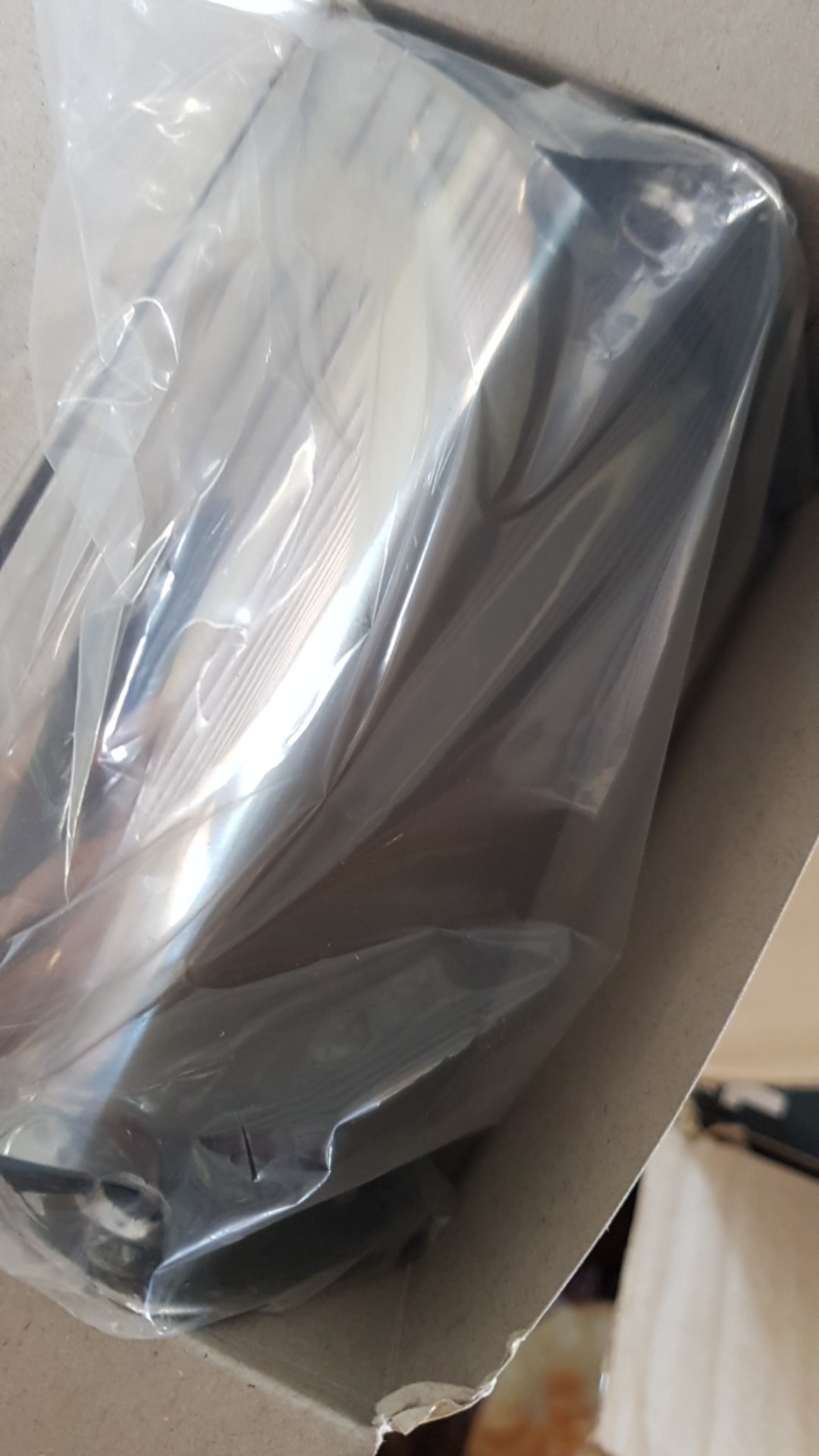 Maspion Toyo Tempat Tissue Roll Gulung Toilet Kamar Mandi