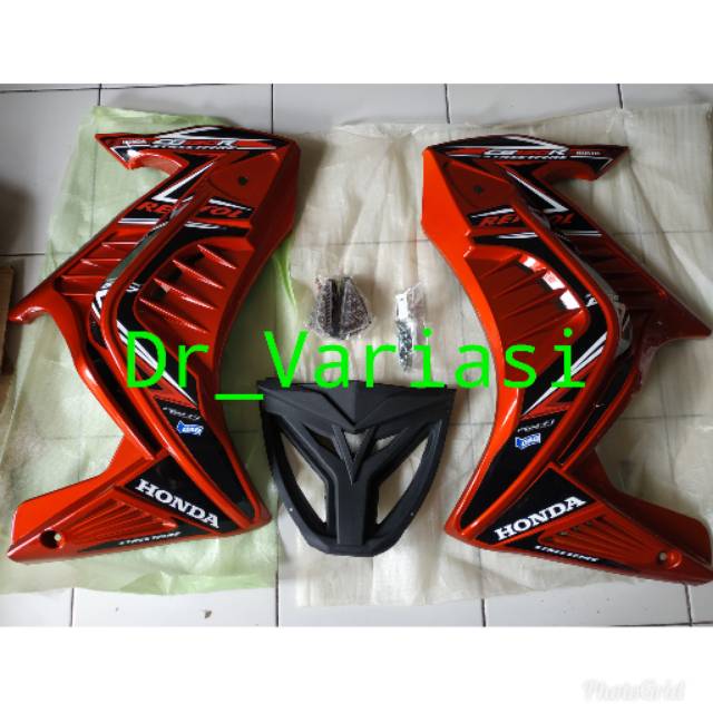 Half Fairing Cb150R Lama Warna Merah