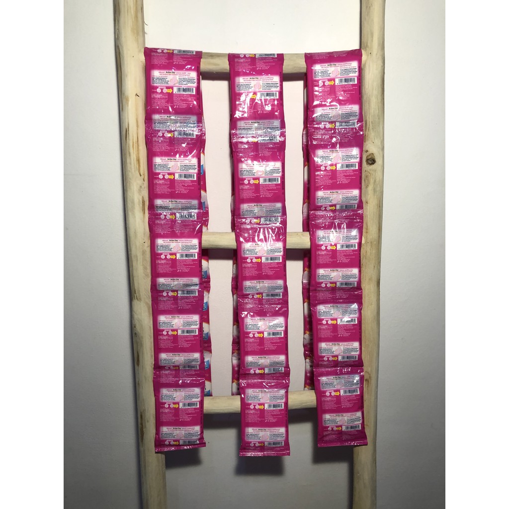 Laurier Active Day Pembalut Maxi Pas Wing Isi 10 Pads Softex Laurier Renceng Softek Wanita Daya Serap Maksimal Original Ekonomis