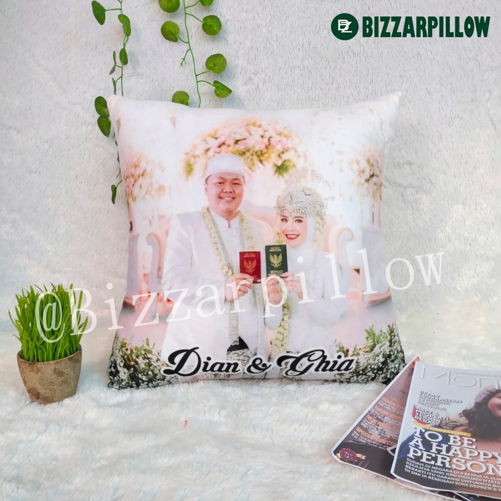 Bizzarpillow Bantal Foto Custom Fullprint 50 x 50 cm  BZ022