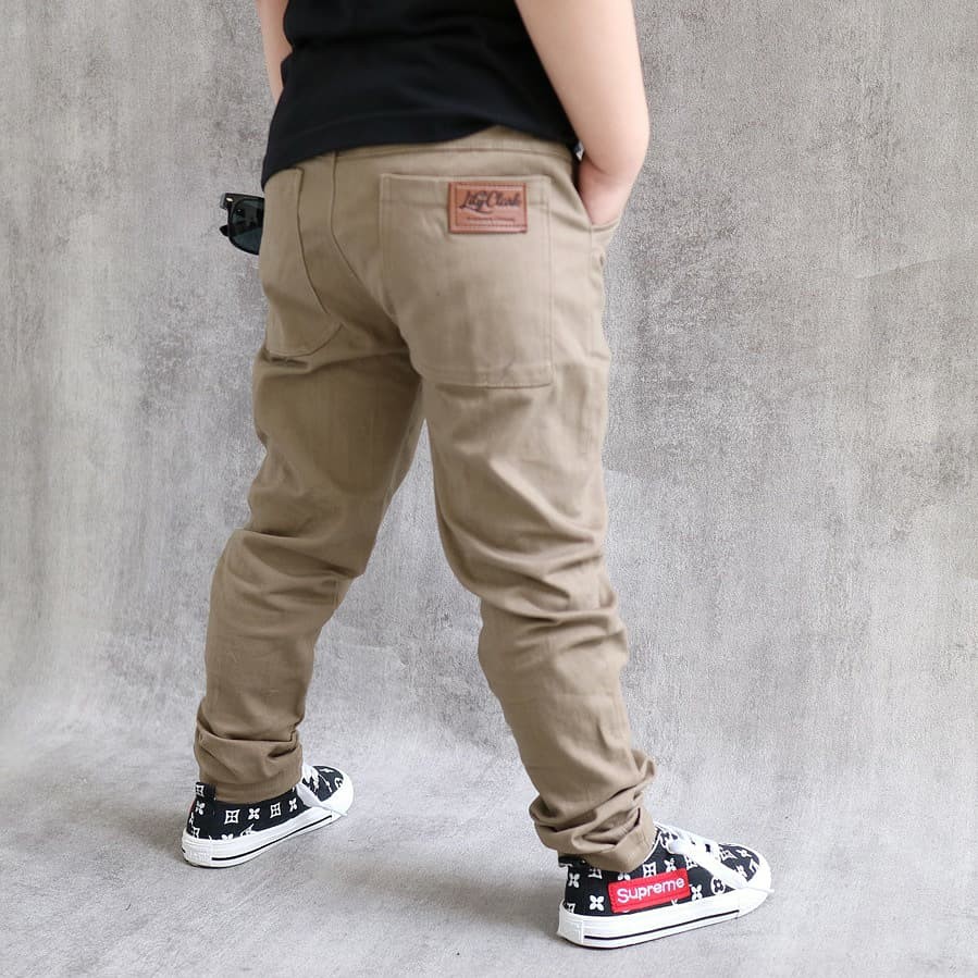 CELANA CHINO ANAK TERBARU LILY AND CLARK LEMBUT ELASTIS CELANA CHINO ANAK TERBARU LILY AND CLARK LEMBUT ELASTIS