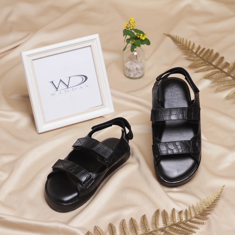 Winday SONIA Sandal Gunung Platform