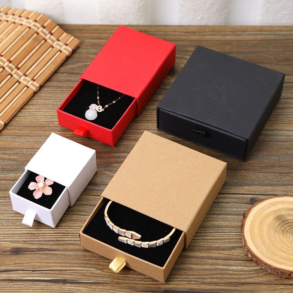 Agustina Jewelry Box Suspensi Vintage Gelang Kemasan Kotak Square Cincin Kalung Display Perhiasan