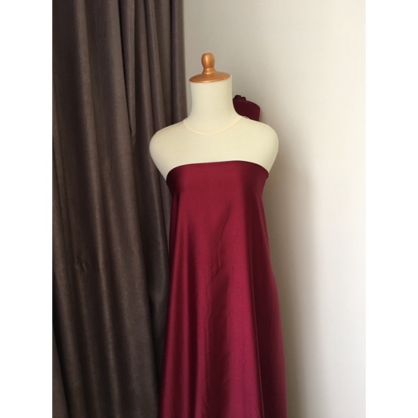 Kain Satin Silk Maxmara Lux Premium 1/2 Meter Bahan Dress Jatuh Baju Kurungan Warna Merah Maroon Marun Gelap