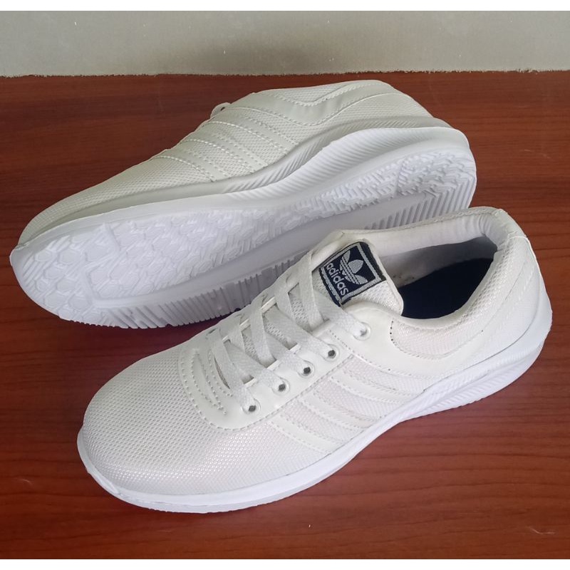 sepatu sneakers adidas full white adidas running putih polos