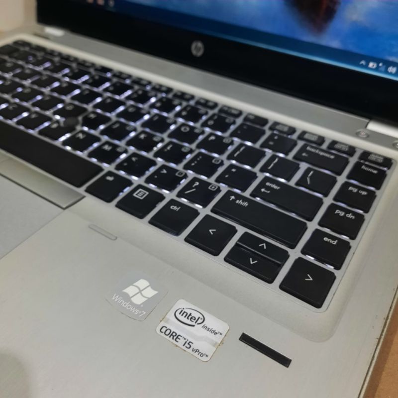 Laptop HP Elitebook Folio 9470M Cor i5-3437U Ram 4GB HDD 500GB Keyboard Backlight(nyala) Body Super slim windows 10 siap pakai