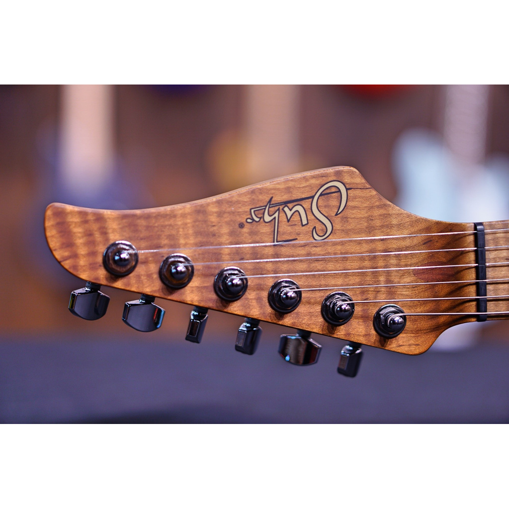 Suhr Custom Classic Black Limba JS6Z6T